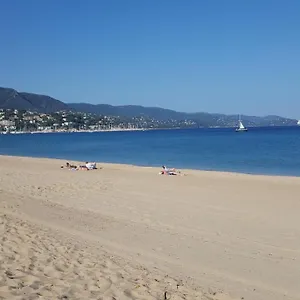 Tahiti Parc Maisonnette 6 Pers 2 Hébergement de vacances Le Lavandou